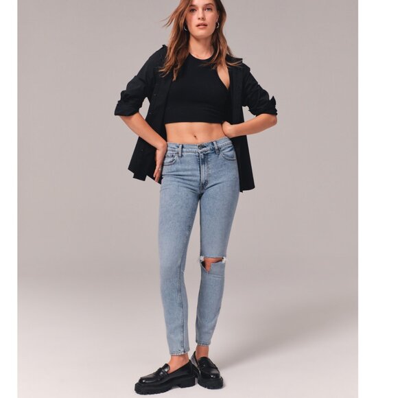 Abercrombie & Fitch Skinny High Rise Crop Size 27 Short - Picture 1 of 7